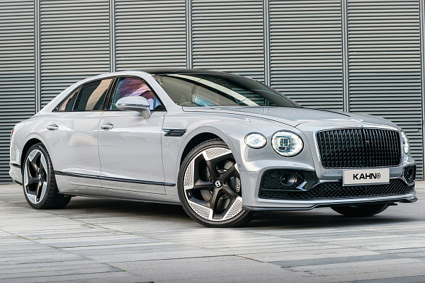 Фото дисков Kahn Type 8 Черный матовый на Bentley Flying Spur III
