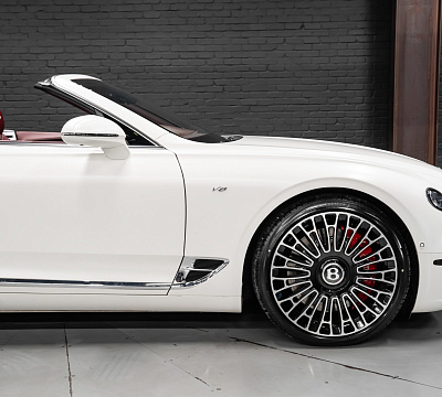 Фото дисков Brixton Forged LX01 на Bentley Continental GT III