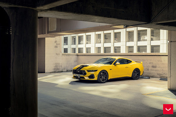 Фото дисков Vossen HF-5 Черный сатин на Ford Mustang VII