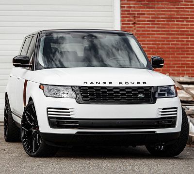 Фото дисков Vossen S17-01 на Land Rover Range Rover IV