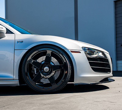 Фото дисков HRE 305M на Audi R8 (Typ 42)
