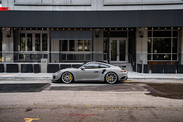 Фото дисков Anrky AN12 Глянцевый лак на Porsche 911 VII
