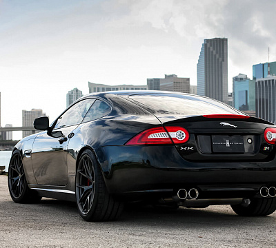 Фото дисков HRE P101 на Jaguar XKR II