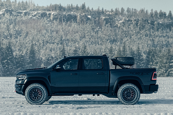 Фото дисков Brixton Forged BX03-M Черный сатин на Ram 1500 V