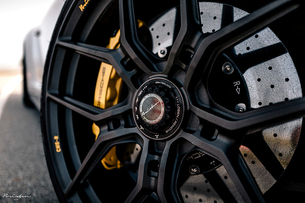 Фото дисков Brixton Forged CM5-R Черный сатин на Porsche 911 VIII