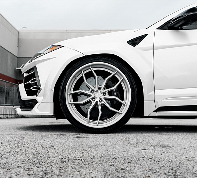 Фото дисков Anrky AN31 на Lamborghini Urus
