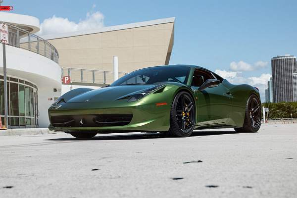 Фото дисков Anrky AN17 Черный сатин на Ferrari 458