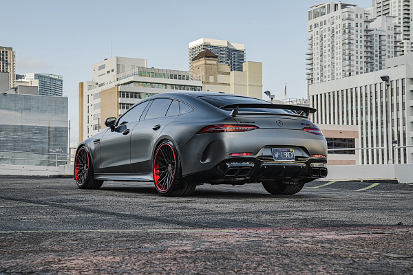 Mercedes Benz AMG GT63