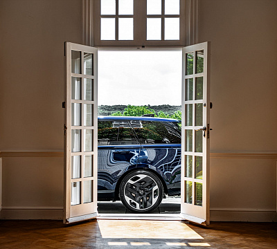 Фото дисков Kahn Type 33 RS на Range Rover V