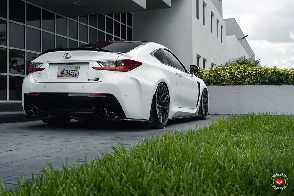 Фото дисков Vossen S17-01 Сатиновый графит на Lexus GS IV