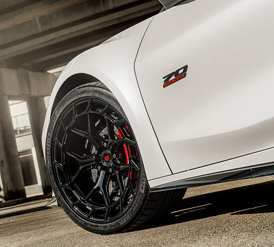 Фото дисков Vossen LC3-01T на Chevrolet Corvette C8
