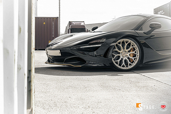 Фото дисков Vossen S17-01 Глянцевое золото на McLaren 720S