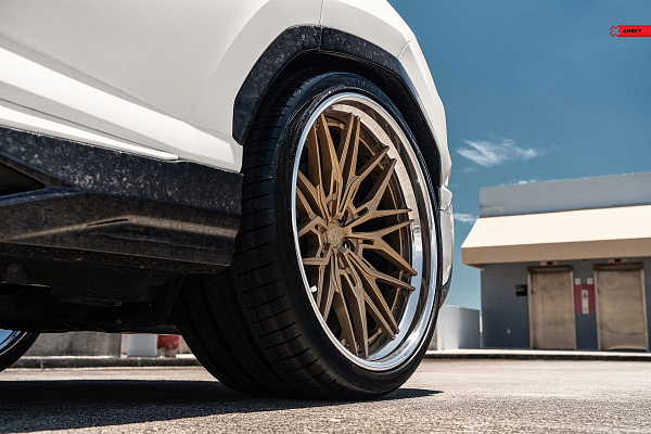 Фото дисков Anrky S3-X1 Сатиновое золото на Lamborghini Urus