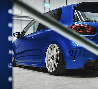 Фото дисков Rotiform DTM на Volkswagen Golf VII