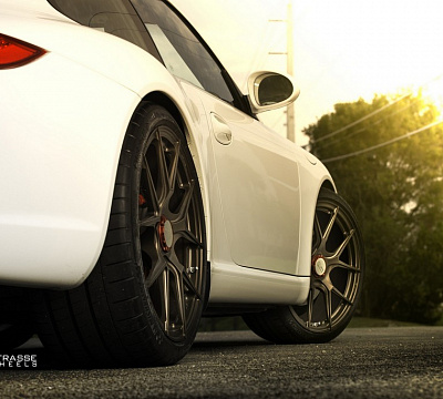 Фото дисков Strasse Wheels SM5R Deep Concave Monoblock на Porsche 911 VI