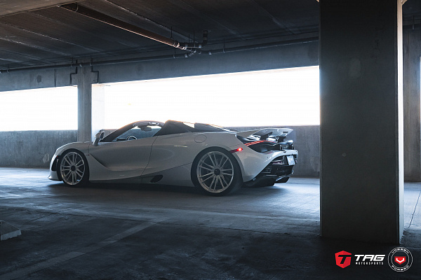 Фото дисков NOVITEC MC3 Сатиновый лак на McLaren 720S
