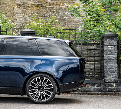 Фото дисков Kahn Pace Car на Range Rover V