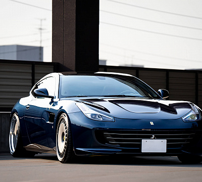 Фото дисков HRE 935M на Ferrari FF
