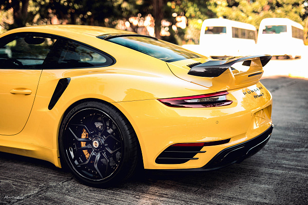 Фото дисков Brixton Forged PF9 Черный сатин на Porsche 911 VII