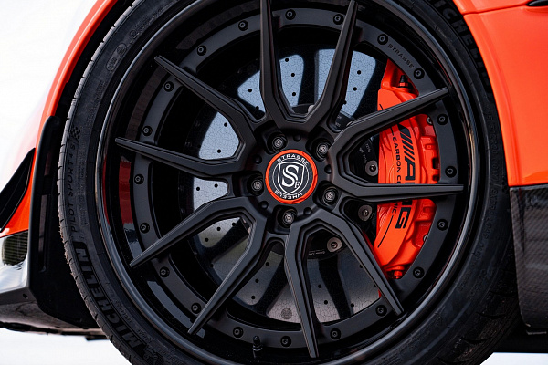 Фото дисков Strasse Wheels SV5 Deep Concave FS Черный сатин на Mercedes-Benz AMG GT I