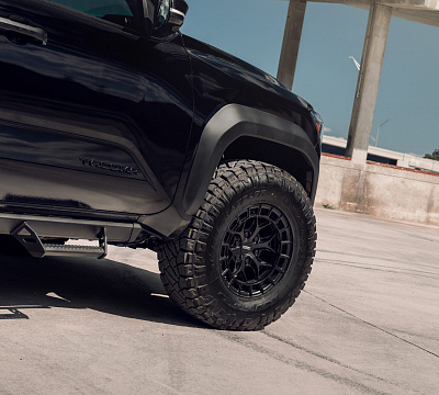 Фото дисков Vossen HFX-1 (6-Lug) на  Toyota Tacoma IV