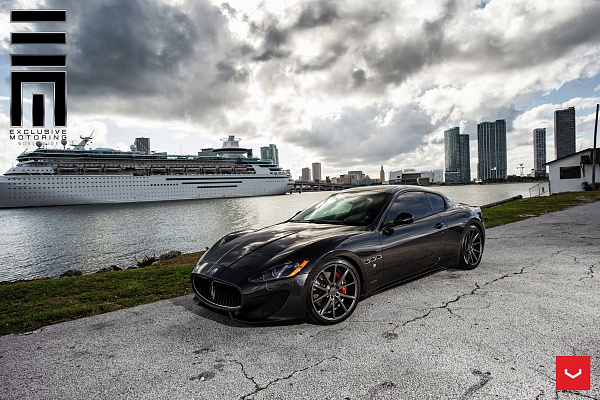 Фото дисков Vossen VFS-1 Сатиновый графит на Maserati GranTurismo I