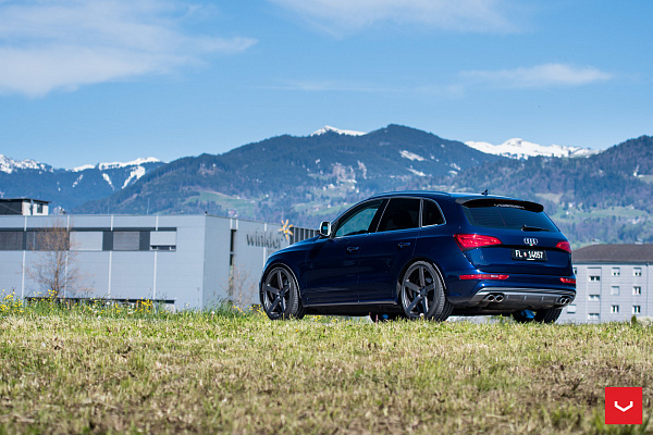 Фото дисков Vossen CV3 Глянцевый графит на Audi Q5 (8R)