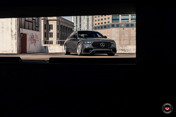 Фото дисков Vossen GEN-04 (3-piece) Глянцевый лак на Mercedes-Benz S-Class (W223)