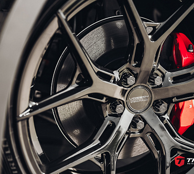 Фото дисков Vossen HF-5 на Tesla Model Y