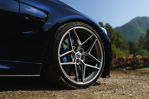 Фото дисков HRE FF11 Серебро на BMW 3/M3 (F3x/F80)