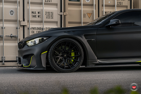 Фото дисков Vossen M-X3 (3-Piece) Черный сатин на BMW 4/M4 (F32/F82)