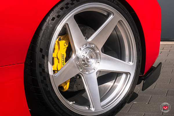 Фото дисков Vossen GEN-01 Сатиновый лак на Ferrari 488