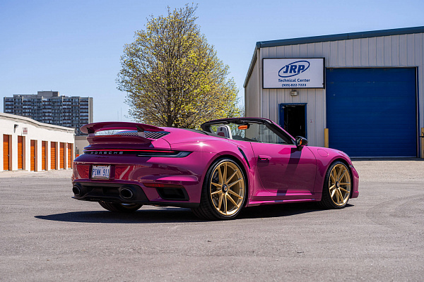 Фото дисков HRE P104 Глянцевое золото на Porsche 911 VIII