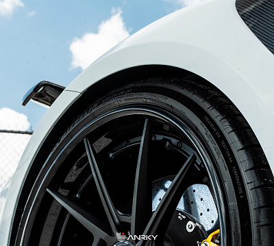 Фото дисков Anrky AN33 на Porsche 911 VIII