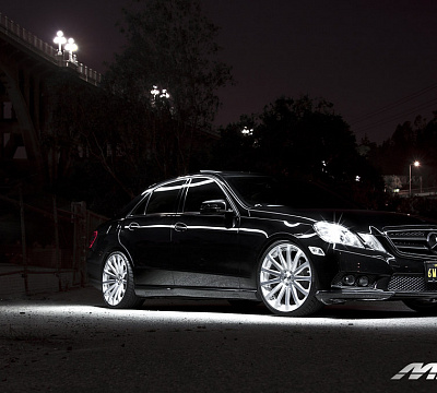 Фото дисков MRR HR9 на Mercedes-Benz E-Class (W212, S212, C207)