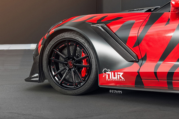 Фото дисков Strasse Wheels SV1 Deep Concave FS Черный глянец на Chevrolet Corvette C7