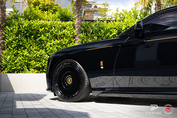 Фото дисков NOVITEC SP3 Черный глянец на Rolls-Royce Spectre