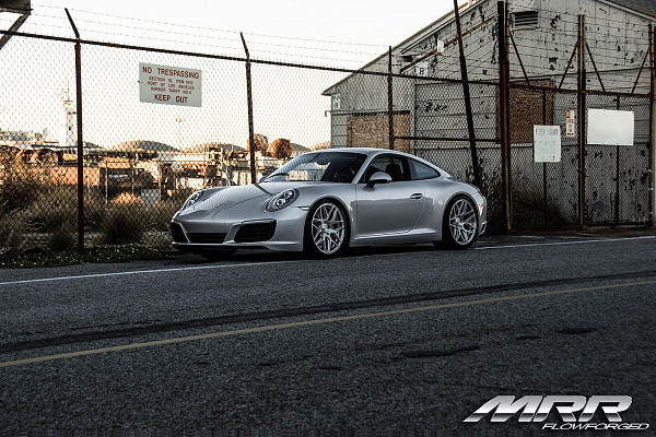Фото дисков MRR FS01 Сатиновый лак на Porsche 911 VII