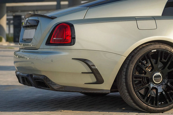 Фото дисков Mansory V.6 Черный глянец на Rolls-Royce Wraith