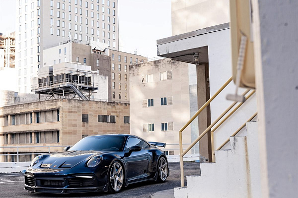 Фото дисков Anrky AN36-S Полированный лак на Porsche 911 VIII