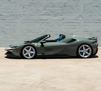 Фото дисков Anrky RS5.3 на Ferrari SF90