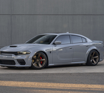 Фото дисков American Racing TTF на Dodge Charger VII