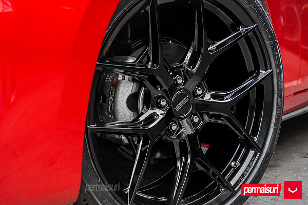 Фото дисков Vossen HF-5 Черный глянец на Mazda 3 IV