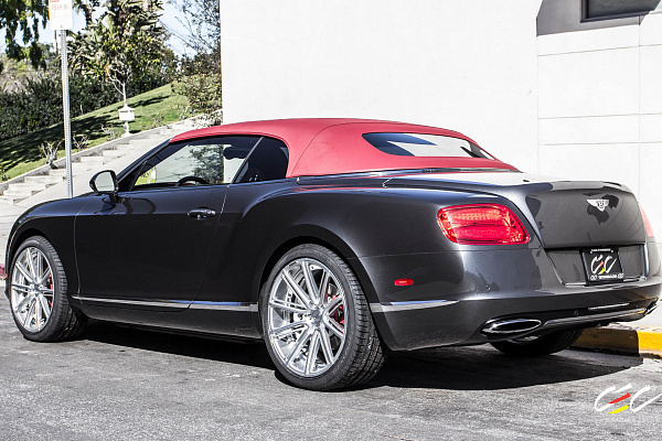 Фото дисков CEC C25 Глянцевый лак на Bentley Continental GT II