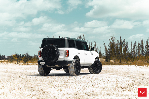 Фото дисков Vossen HF6-5 Черный сатин на Ford Bronco