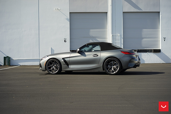 Фото дисков Vossen HF-5 Сатиновый графит на BMW Z4 (G29)