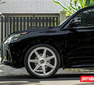 Фото дисков Vossen S17-11 на Lexus LX III