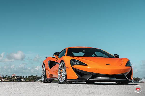 Фото дисков Vossen S17-01 Полированный лак на McLaren 570S