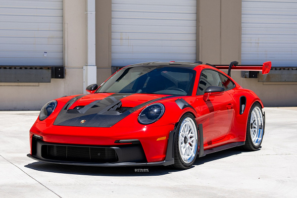 Фото дисков Strasse Wheels SV10M-RS Track Белый сатин на Porsche 911 VIII