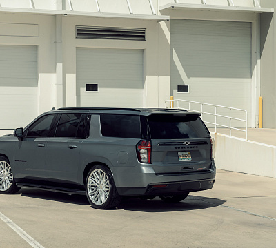 Фото дисков Vossen HF6-5 на Chevrolet Suburban XII